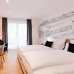 Bed & Breakfast Haimhausers Garni Haimhausen (Bavaria)
